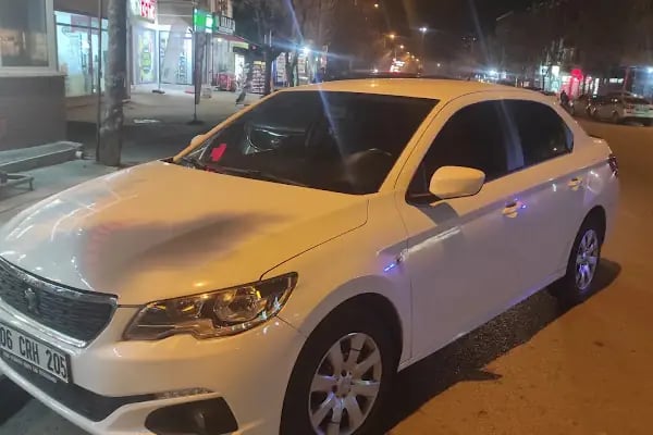 EFEM RENT A CAR - Resim 16