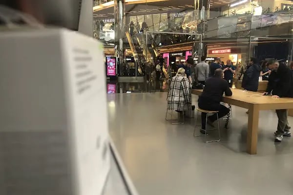 Apple Zorlu Center - Resim 19