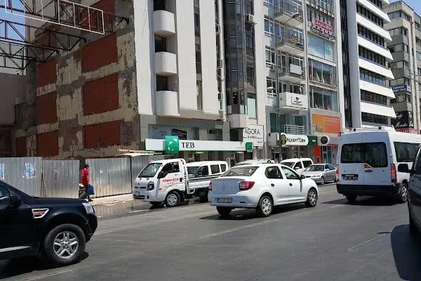 Kuveyt Türk İzmir Şubesi - Resim 3