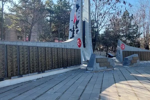 Cebeci Askeri Şehitliği - Resim 12