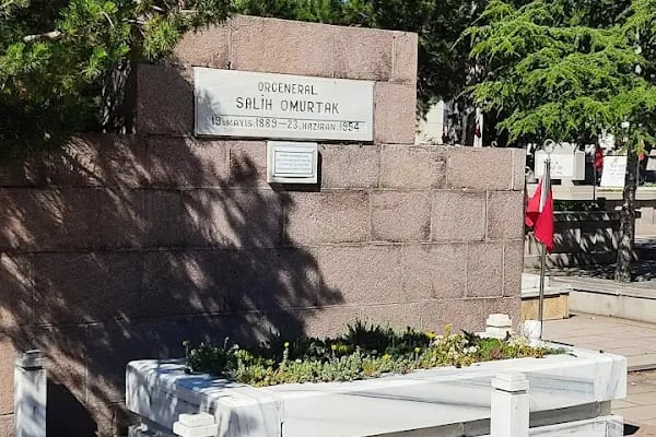 Cebeci Askeri Şehitliği - Resim 13