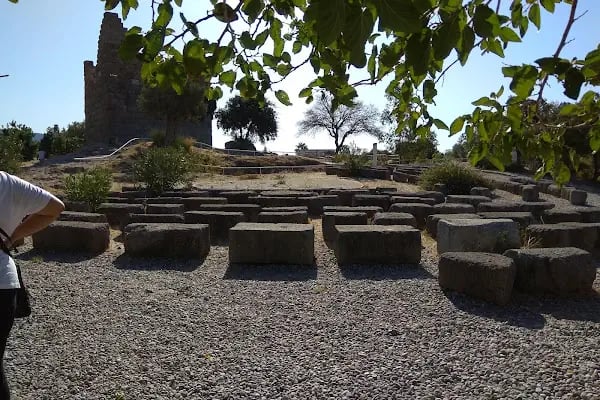 Karaburgaz Asri Mezarlık - Resim 11