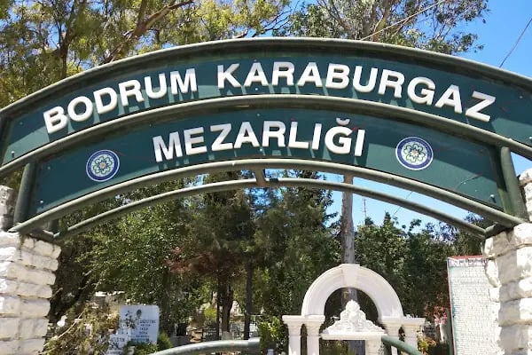 Karaburgaz Asri Mezarlık - Resim 13