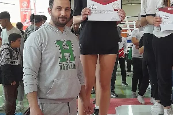 Yeliz Koblay Spor Salonu - Resim 20