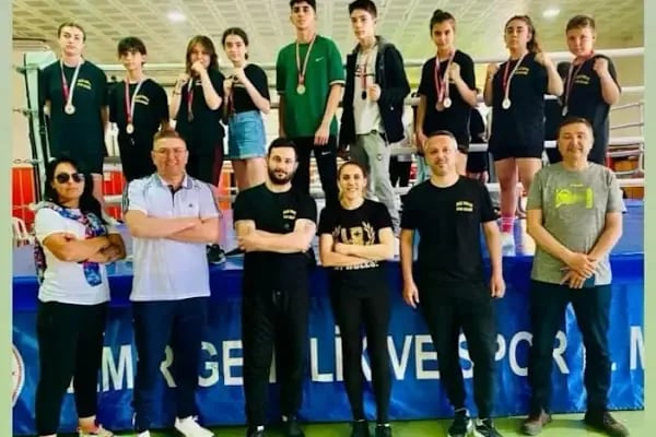 Yeliz Koblay Spor Salonu - Resim 12