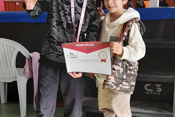 Yeliz Koblay Spor Salonu - Resim 9