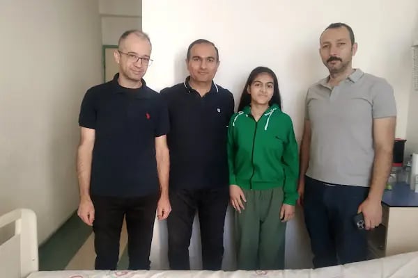 Doç. Dr. Tolga Ege, Ortopedi Ve Travmatoloji, Skolyoz, Kifoz,Omurga Eğriliği cerrahisi - Resim 10