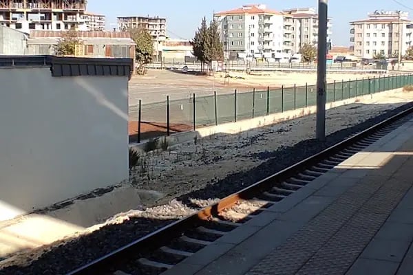 TCDD Başpınar Tren İstasyonu - Resim 17
