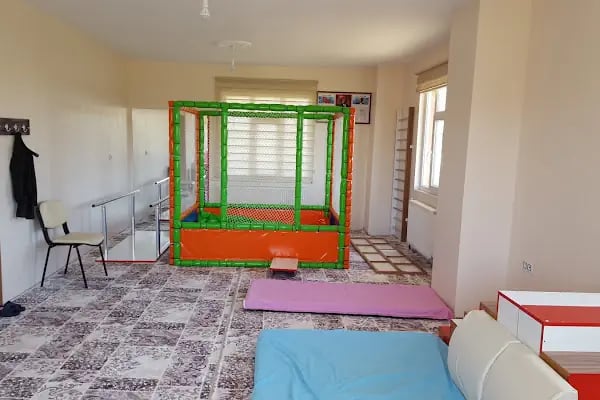 Özel BİSMİL YILDIZ Özel Eğitim ve Rehabilitasyon Merkezi - Resim 9