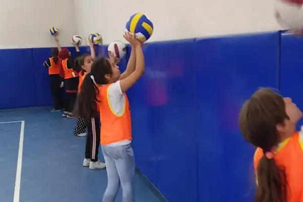 Altındağ Voleybol Okulu - Resim 5