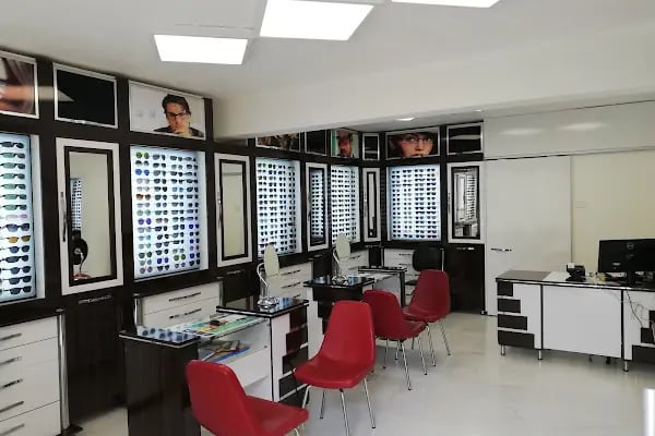 İPEK OPTİK LENS GÖZLÜKÇÜ - Resim 11