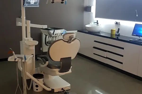Hayal Ağız ve Diş Sağlığı Polikliniği - Resim 5
