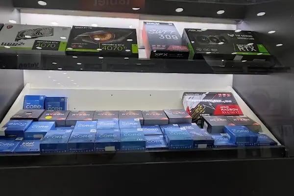 Vatan Bilgisayar 10 Burda AVM - Resim 16