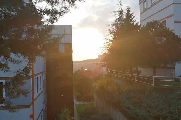 Kocaeli Üniversitesi Fen Edebiyat Fakültesi A Blok - Resim 4
