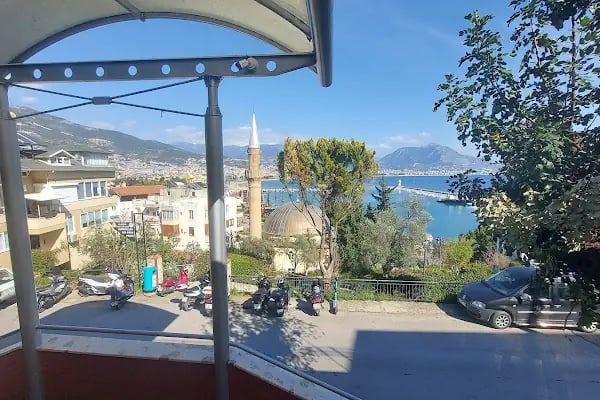 Alanya Üniversitesi - Hamdullah Emin Paşa Kampüsü - Resim 3