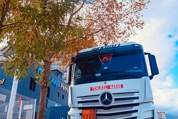 AKKANLI PETROL UR.NAK INS VE MALZ GIDA MAD.PAZ.SAN VE TİC LTD ŞTİ. - Resim 4