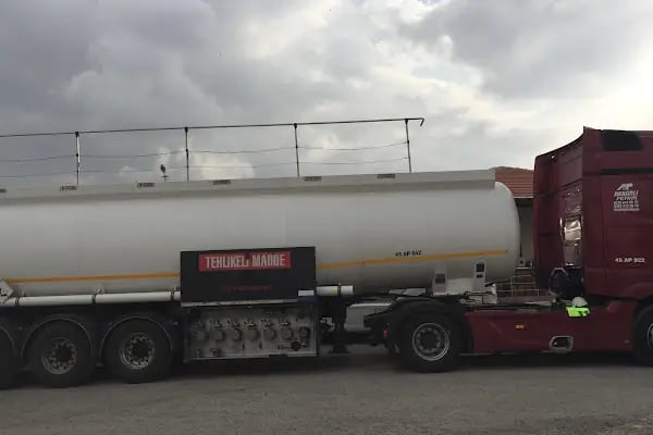 AKKANLI PETROL UR.NAK INS VE MALZ GIDA MAD.PAZ.SAN VE TİC LTD ŞTİ. - Resim 17