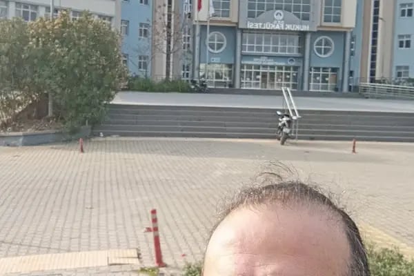 Tınaztepe Kampüsü Hukuk kapısı - Resim 17