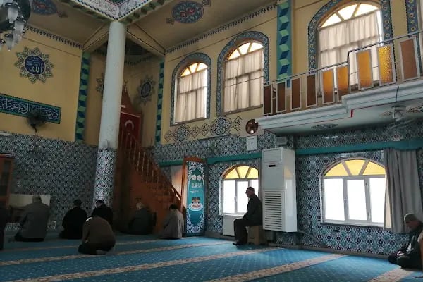 Akçeşme Cami - Resim 3