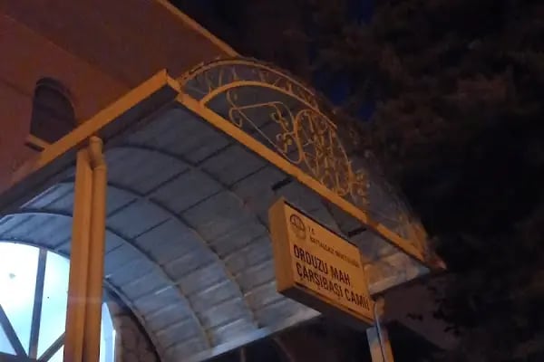 Çarşıbaşı Cami - Resim 2