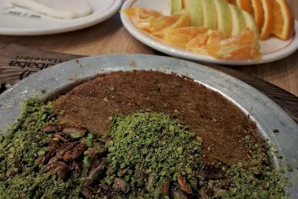 Hacıbaba Pastanesi Tesisler Şubesi - Resim 13