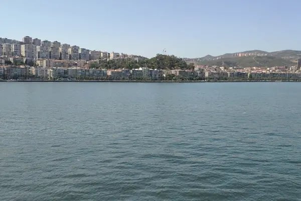 İzmir Demokrasi Üniversitesi - Resim 8