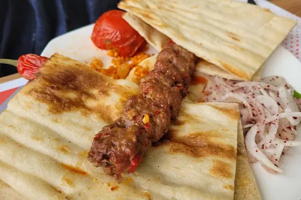 Bolbol Restaurant - Resim 17