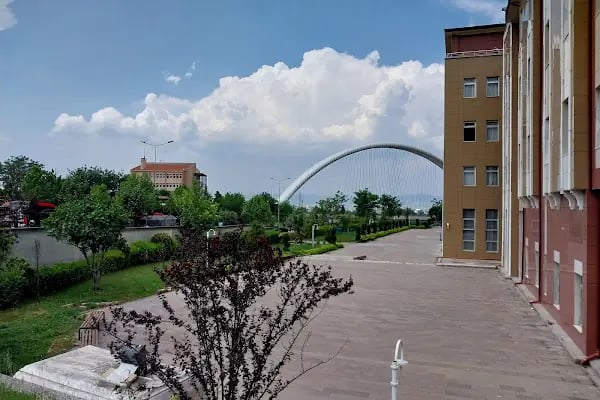 Manisa Adalet Sarayı - Resim 6