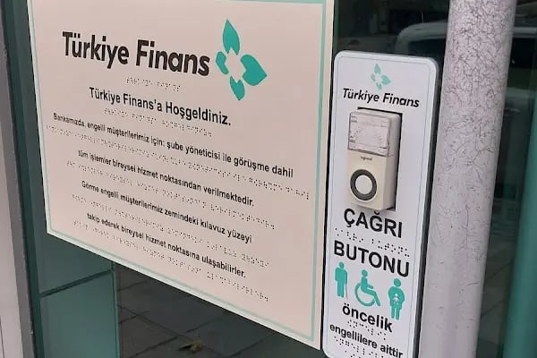 Türkiye Finans Avcılar Şubesi - Resim 3