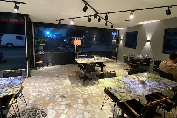 Boss Regal Cafe - Resim 15
