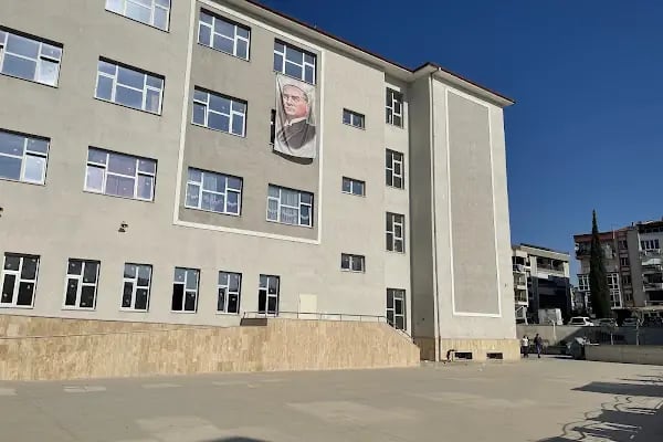 Izmir-Buca Vali Rahmi Bey Ilkokulu - Resim 2