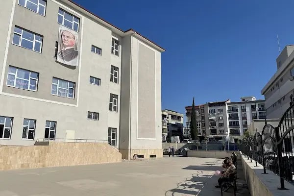 Izmir-Buca Vali Rahmi Bey Ilkokulu - Resim 20