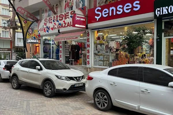 Şenses Giyim - Resim 1