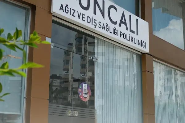 Uncalı Dental Clinic - Resim 3