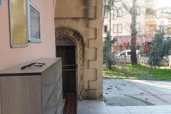 Sahire Tüzün Cami - Resim 11