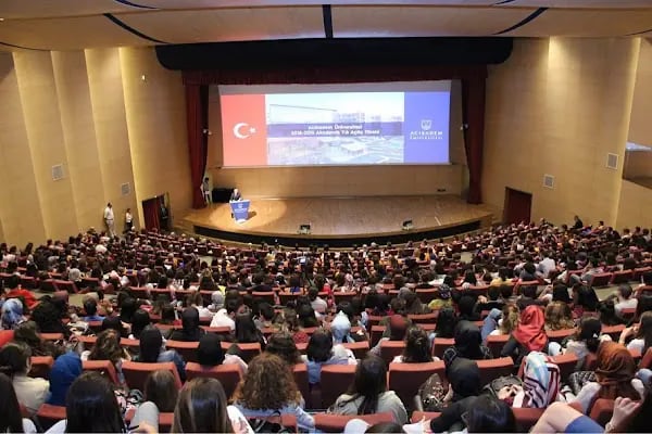 Acıbadem Üniversitesi - Resim 6
