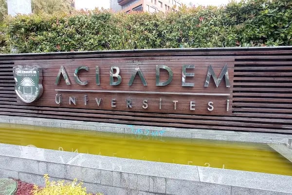 Acıbadem Üniversitesi - Resim 9