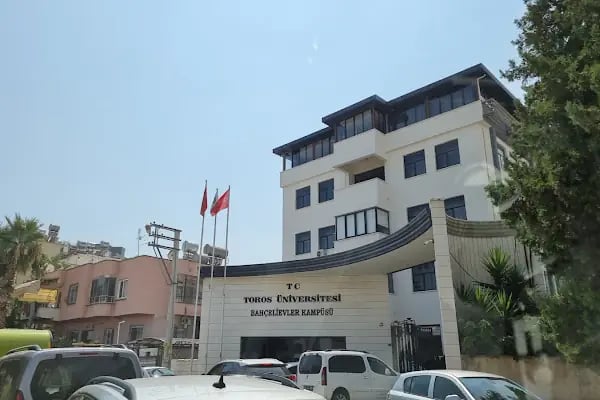 Toros Üniversitesi Bahçelievler Kampüsü - Resim 12