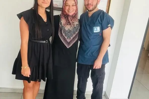 DENTACENTER GÜNEŞEVLER - Resim 13