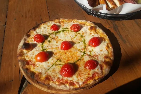 HUNGRY DOG PUB - Resim 16
