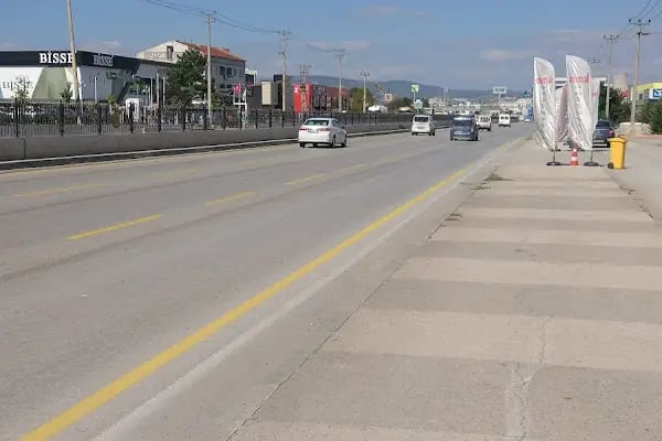 41 MEHMETÇİK PETROL ÇAYIROVA ŞUBESİ - Resim 18