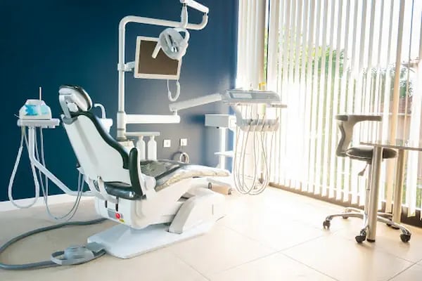 Novadent Clinics - Resim 19