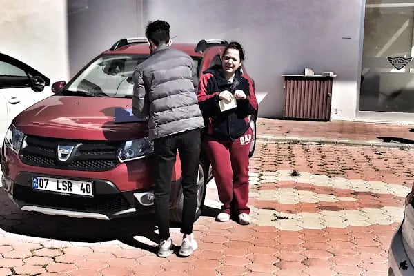Farmer Car Rental - Resim 18
