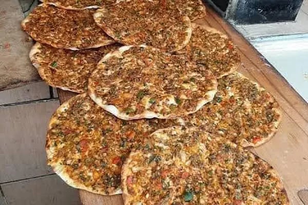 Coskun usta pide lahmacun ve kebap salonu - Resim 12