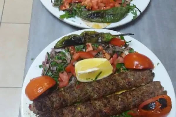 Coskun usta pide lahmacun ve kebap salonu - Resim 9