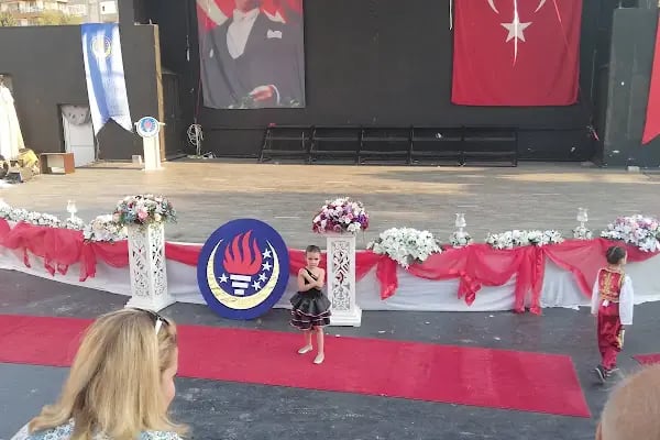 Aliağa Ulaş Bayam Açık Hava Tiyatrosu - Resim 19