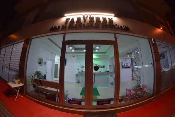 Varveren Ağız ve Diş Sağlığı Polikliniği - Resim 14