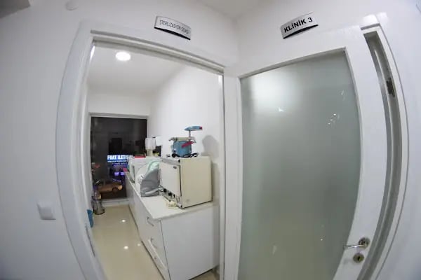 Varveren Ağız ve Diş Sağlığı Polikliniği - Resim 4