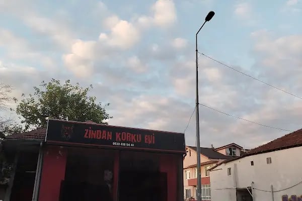 Zindan Korku Evi - Resim 2