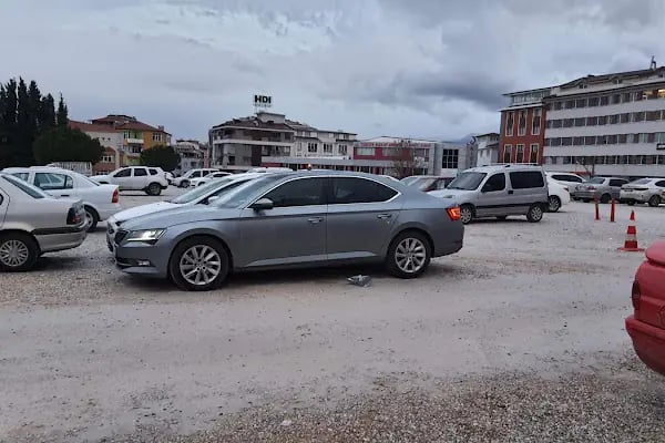Denizli Büyükşehir Belediyesi Otoparkı - Resim 3